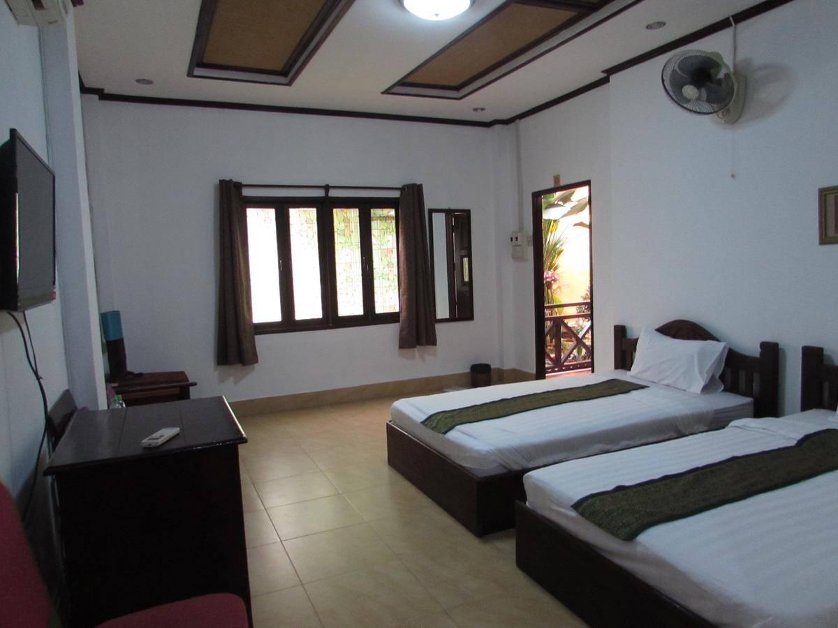 Suksavanh River 2 Hotel Ban Nongdouang Habitación foto