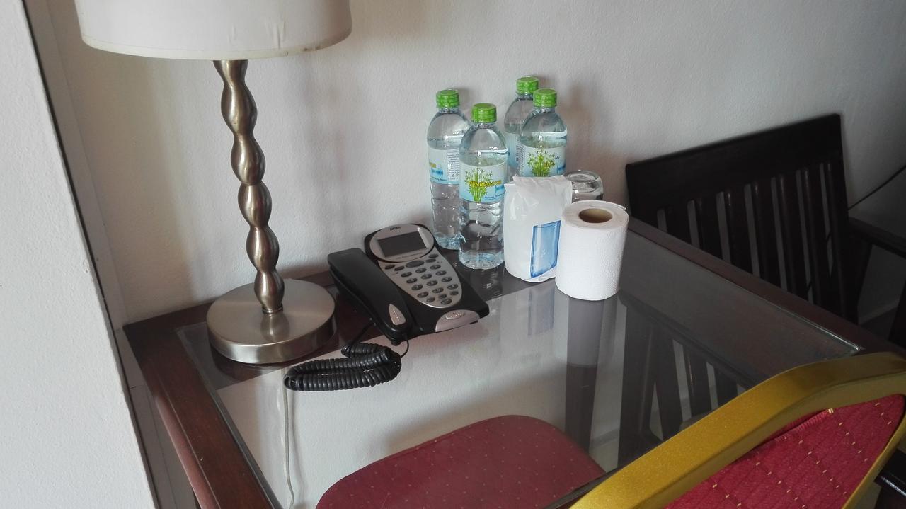 Suksavanh River 2 Hotel Ban Nongdouang Habitación foto