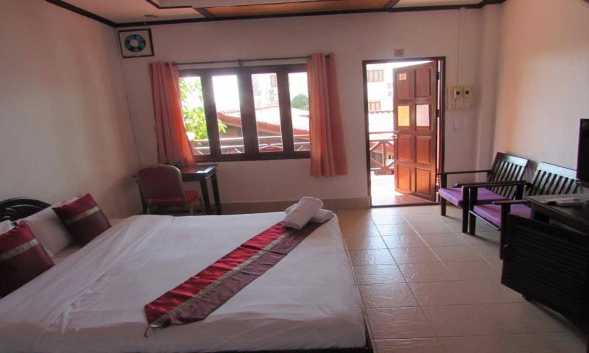 Suksavanh River 2 Hotel Ban Nongdouang Exterior foto
